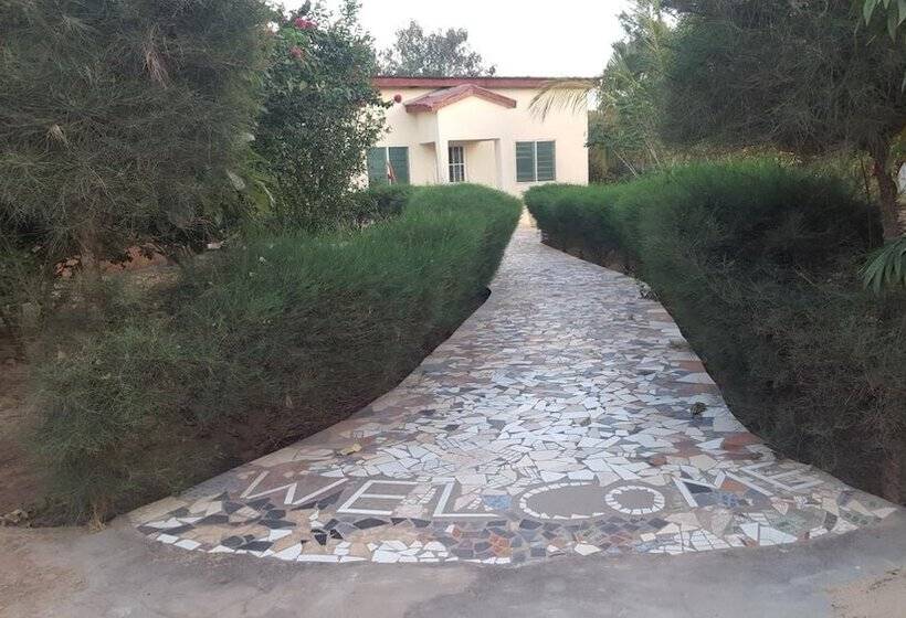 تختخواب و صبحانه Yuna Village Garden Resort