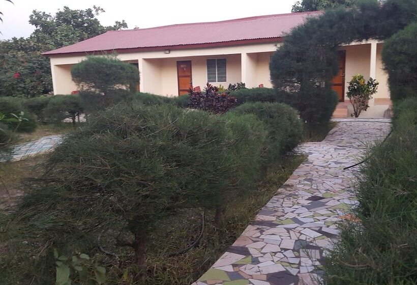 تختخواب و صبحانه Yuna Village Garden Resort