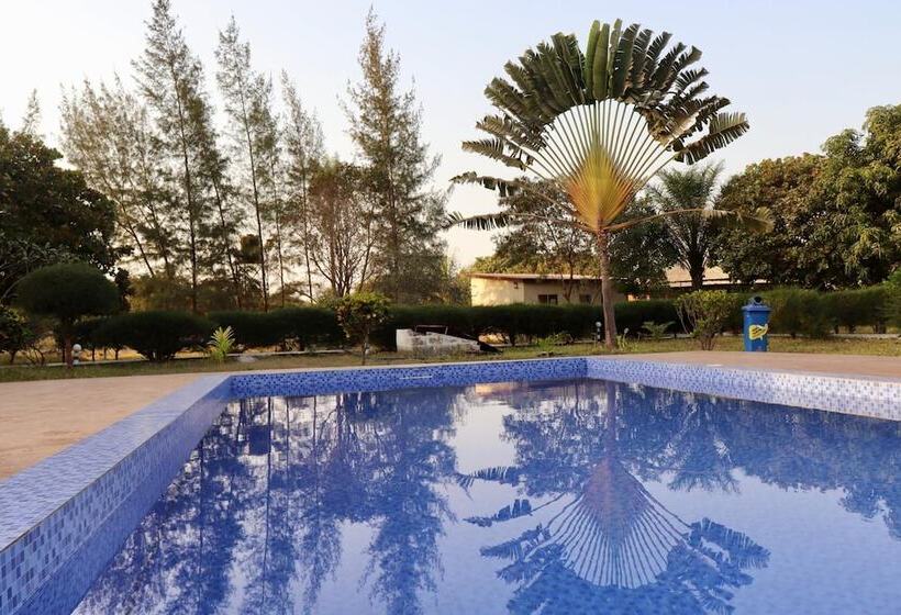 تختخواب و صبحانه Yuna Village Garden Resort