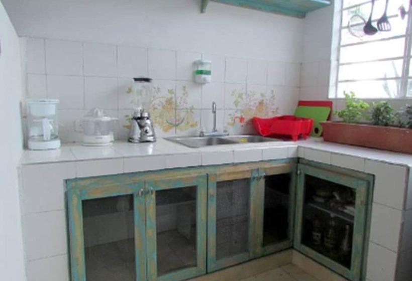 Hostal El Aguacate