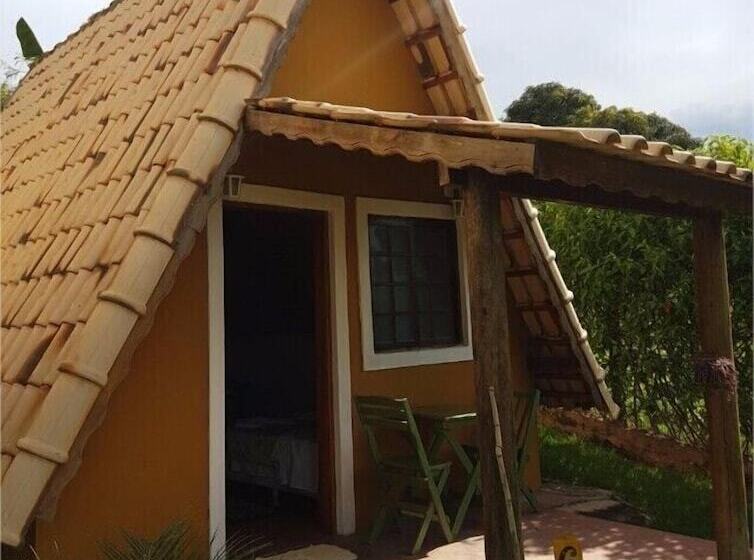 ホテル Chalés Quinta Do Cedro