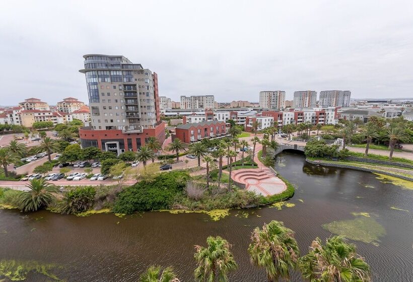 בית מלון כפרי Lavira