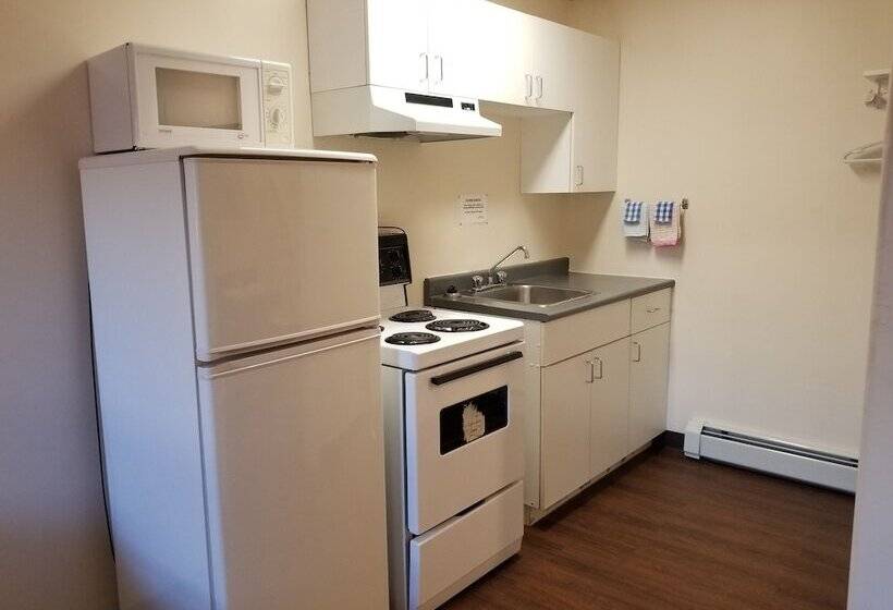 מוטל Canadas Best Value Inn Fort St. John