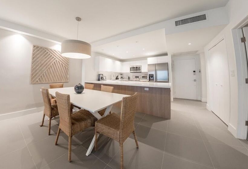 Ocean Grand Residences