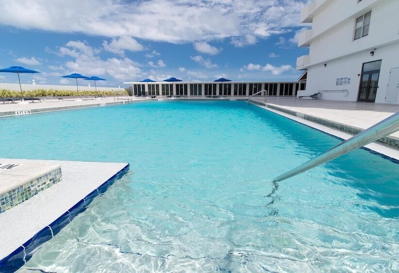 Ocean Grand Residences