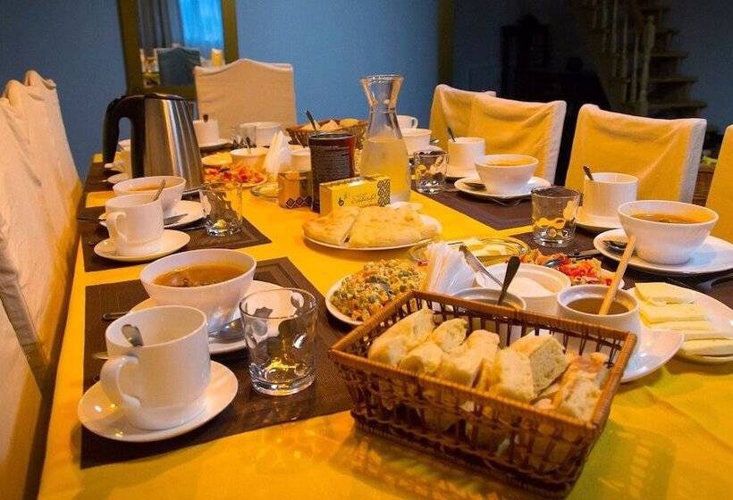 پانسیون Becho House