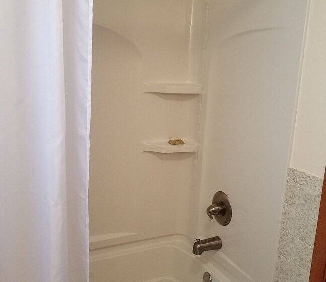 汽车旅馆  Hillside