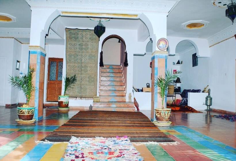 Bed and Breakfast Auberge Kasbah Des Roches