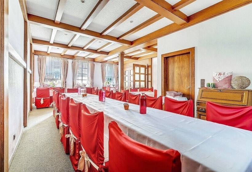 Burghof Hotel Garni