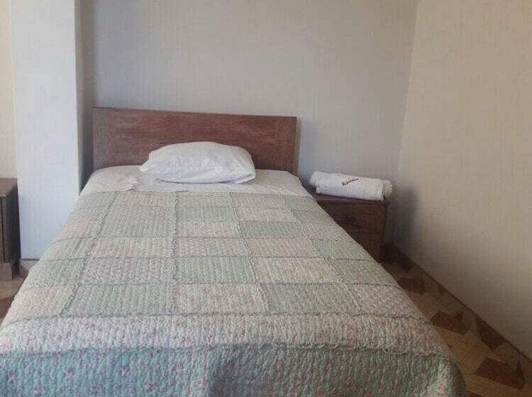 Hostal Trumarka