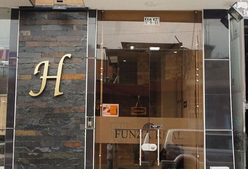 בית מלון כפרי Funza Real