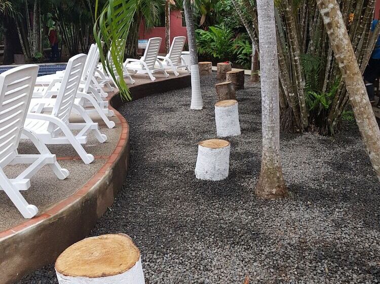 هتل Paraíso Escondido