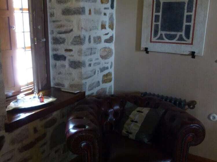 בית מלון כפרי Ta Xelidonakia