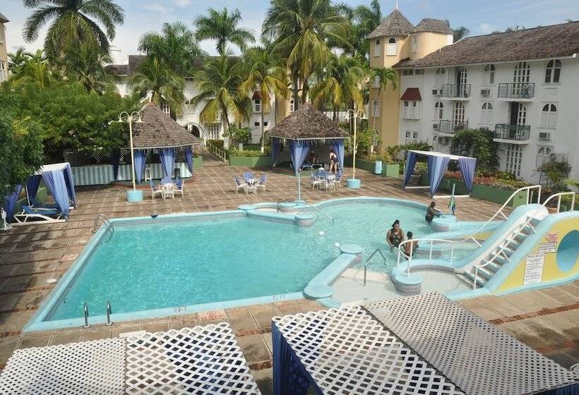 Ocho Rios Sandcastles Ocean View Fantastic Location Sleeps 4
