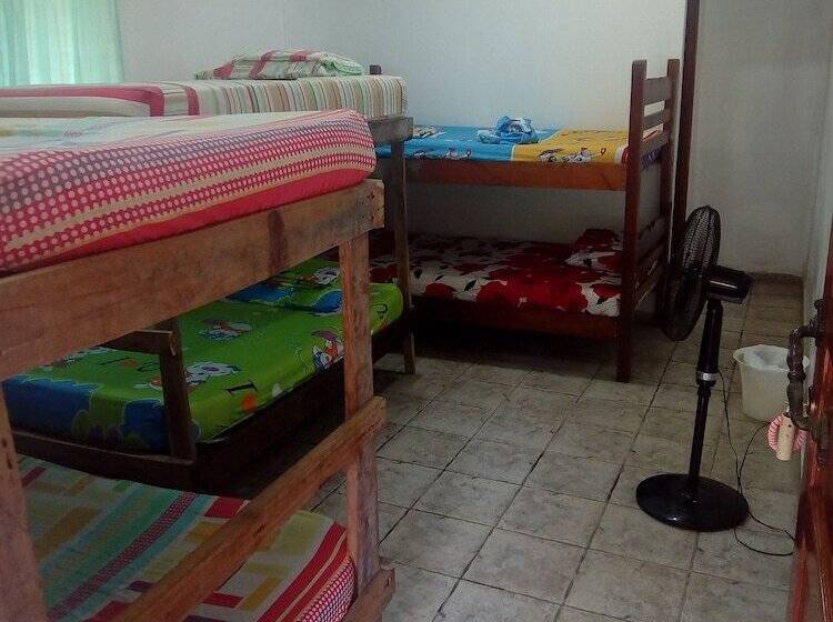 Posada Alroma Hostel