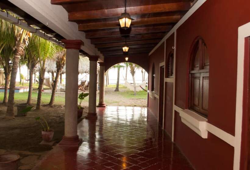 تختخواب و صبحانه Bomalu Nicaragua Beach House