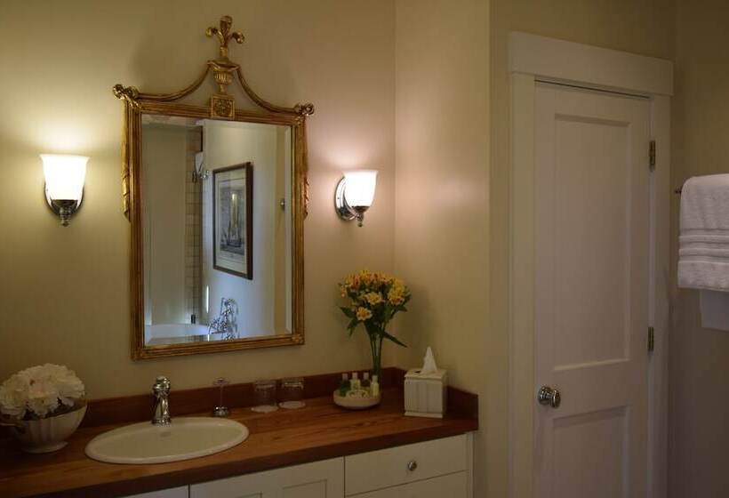 تختخواب و صبحانه Cedar Spring Inn & Spa