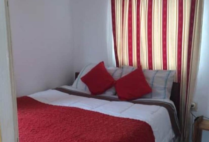 تختخواب و صبحانه Hospedaje Entre Rokas