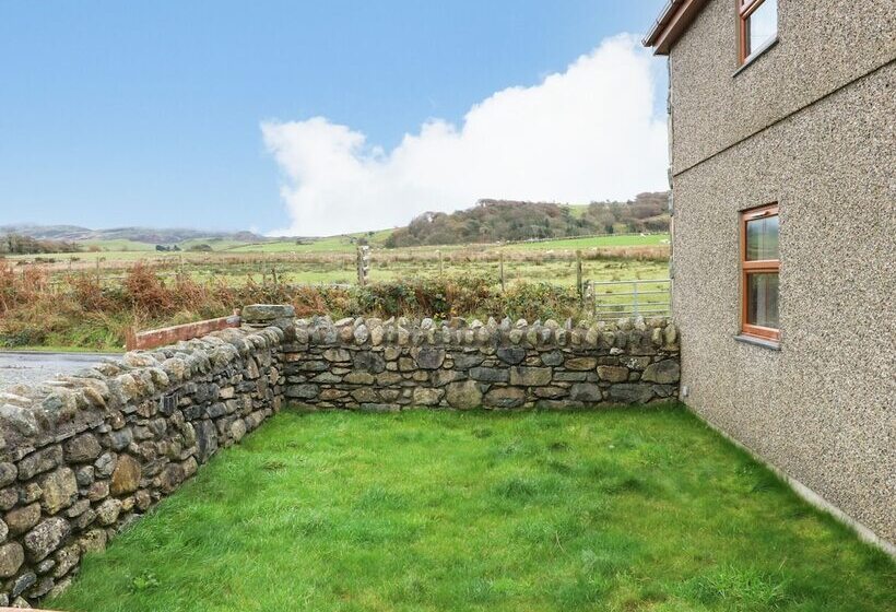 Cefn Yr Efail