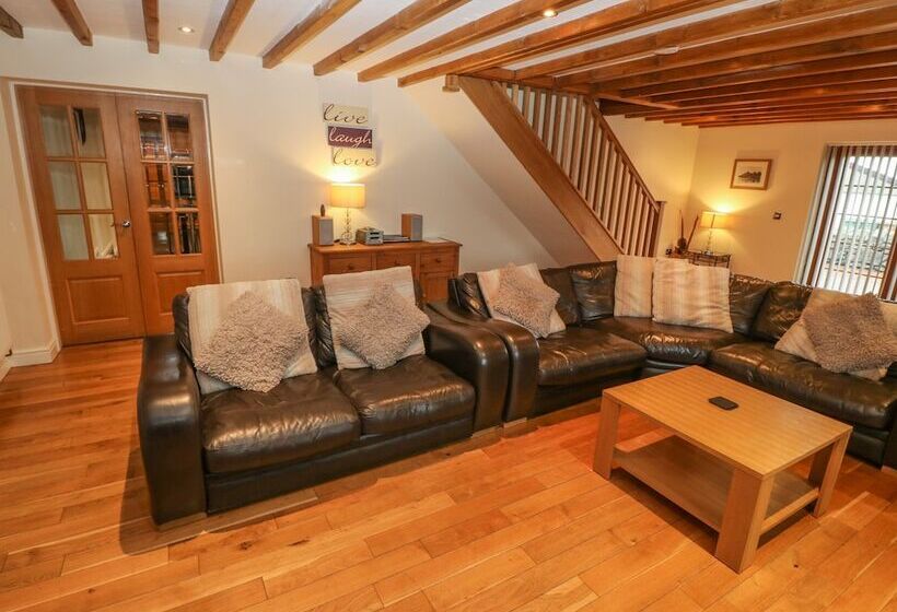 Cefn Yr Efail