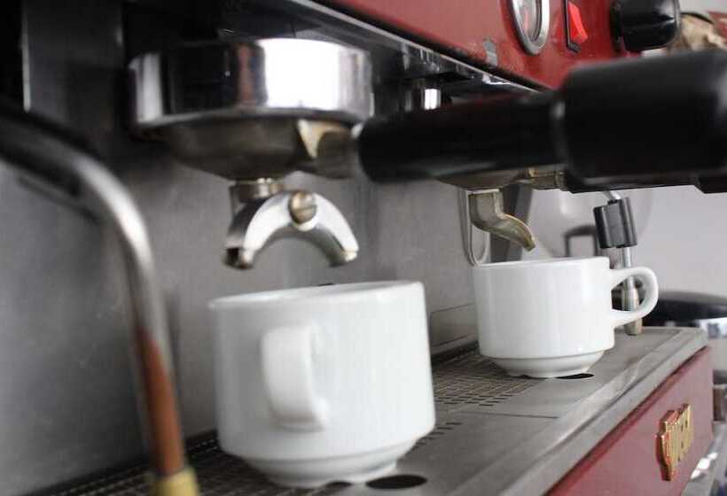Hostal Café San Bernabe Hostel