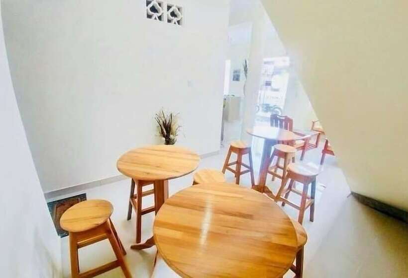 فندق فئة نجمة واحدة Fenix