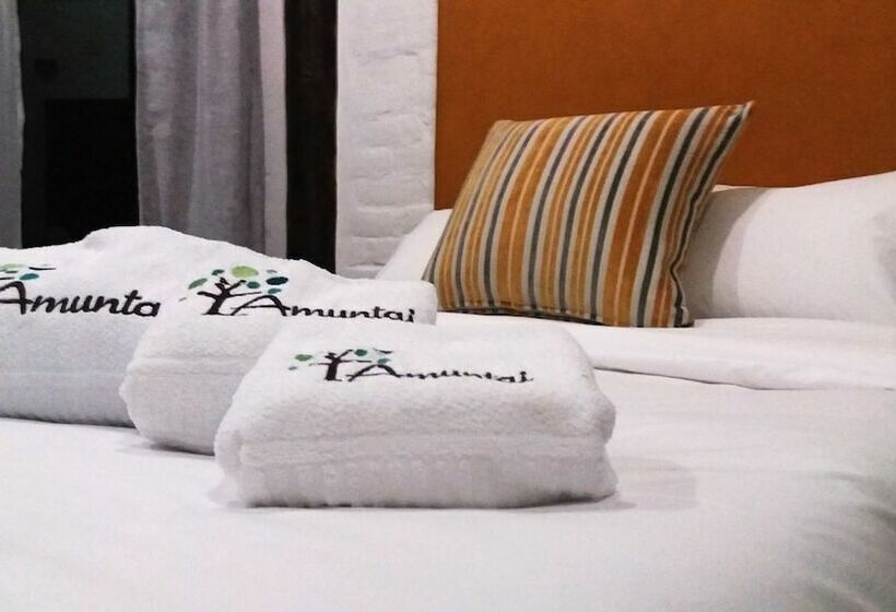 هتل Amuntai Rainforest Lodge