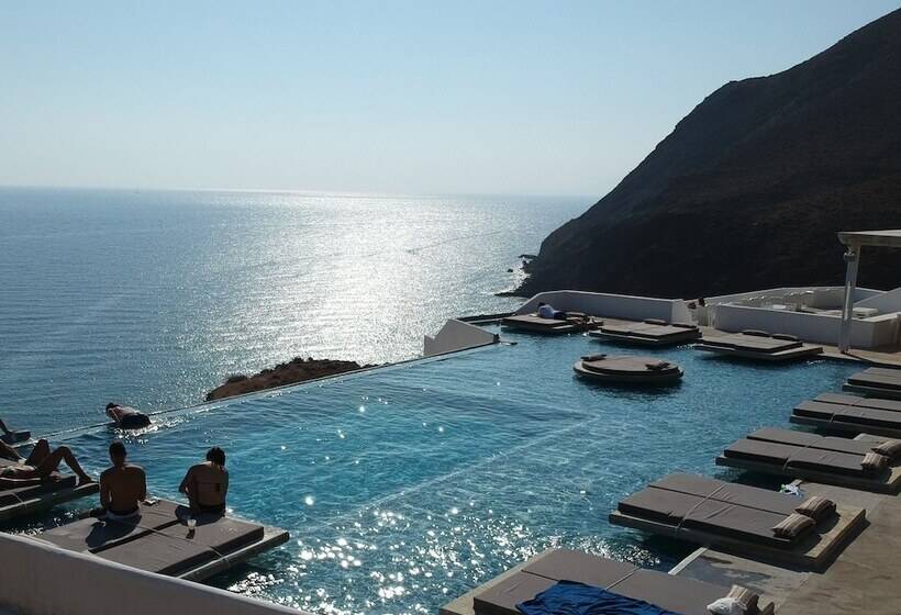 هتل Golden Beach Resort Anafi