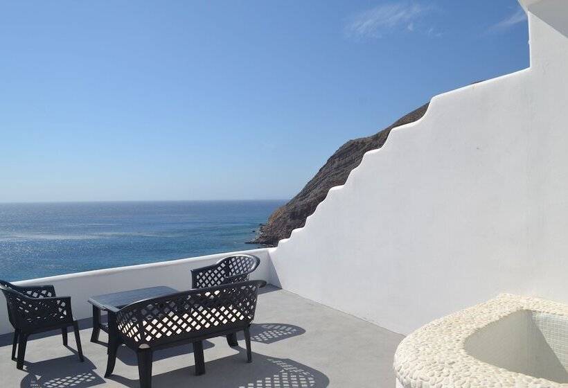 هتل Golden Beach Resort Anafi