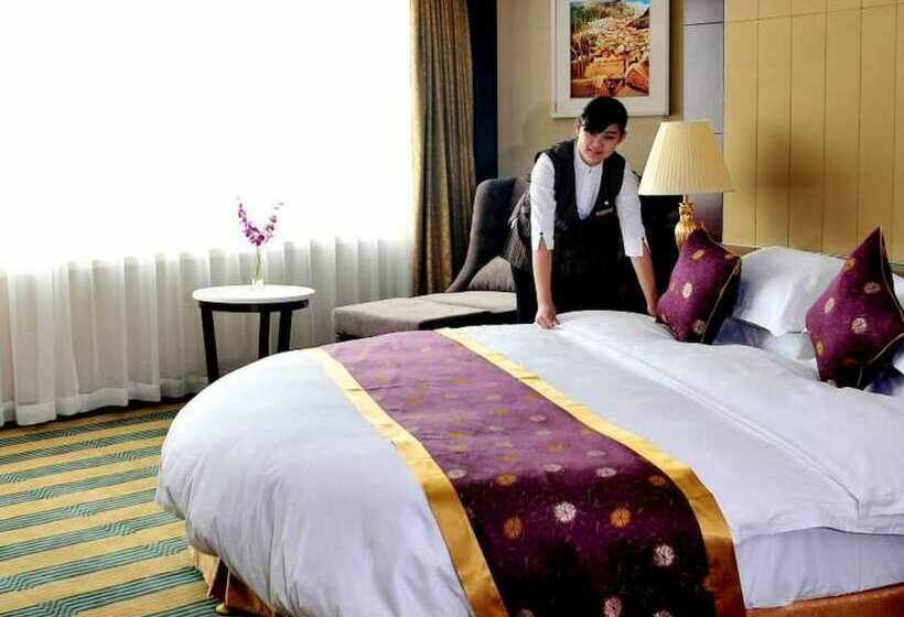 هتل Oasis Grand