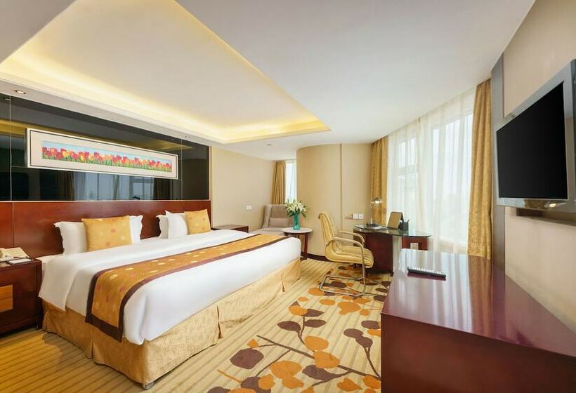 هتل Oasis Grand