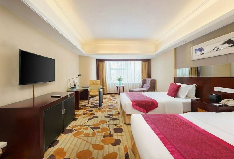 هتل Oasis Grand
