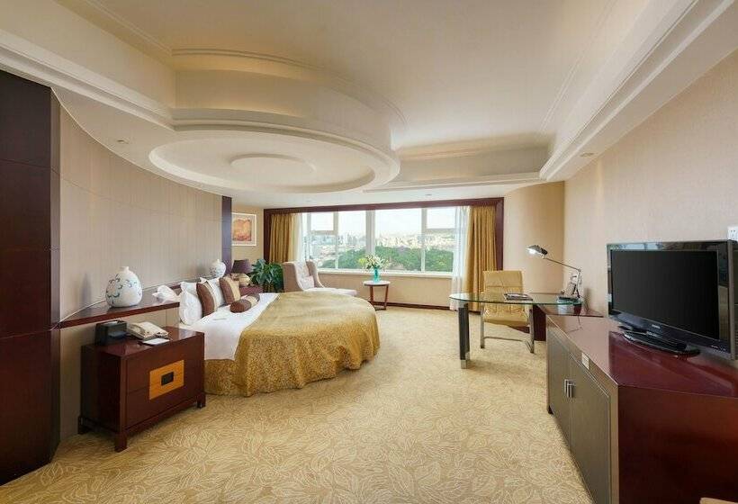 هتل Oasis Grand