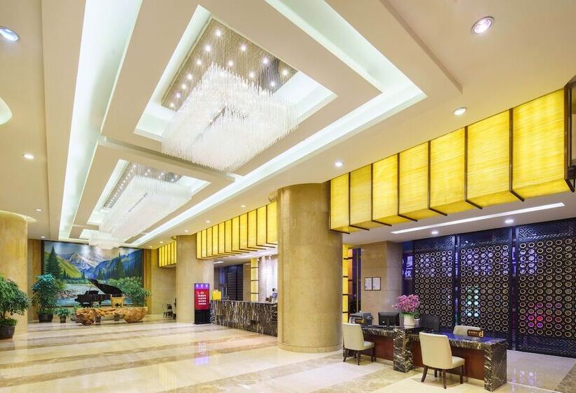 هتل Oasis Grand