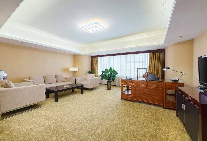 هتل Oasis Grand