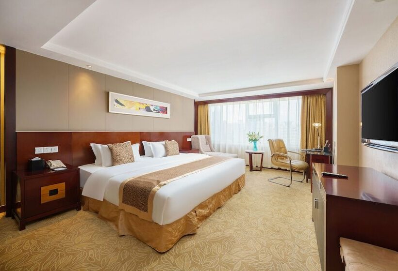 هتل Oasis Grand