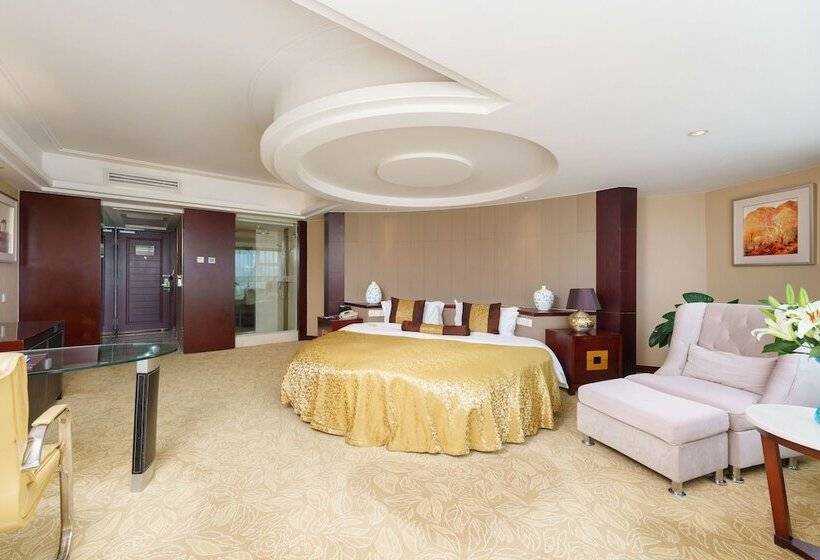 هتل Oasis Grand