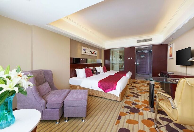 هتل Oasis Grand