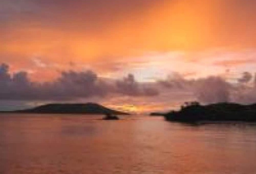 هتل Safe Landing Ecolodge