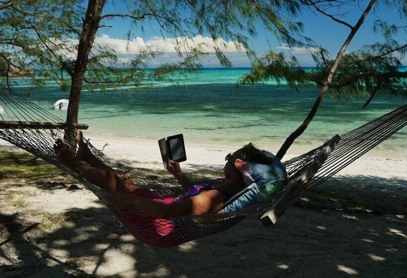 هتل Safe Landing Ecolodge