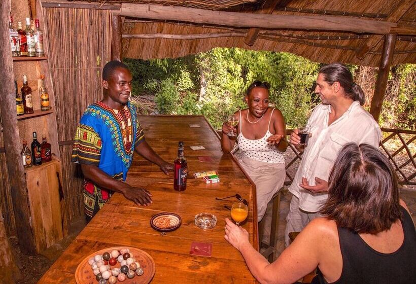 酒店 Selous Butembo Tented Lodge Lotus