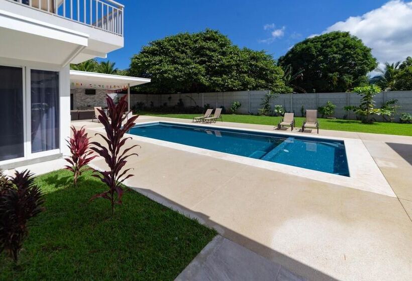 Uvita Paradise