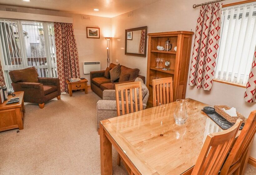 Waterhead Apartment F