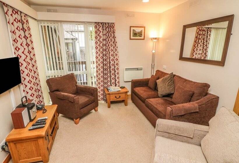 Waterhead Apartment F