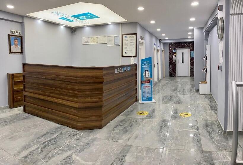 פונדק Fırat Palace Otel