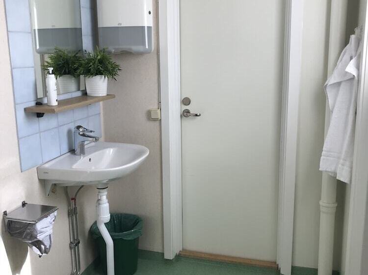 Hostel Lotsen