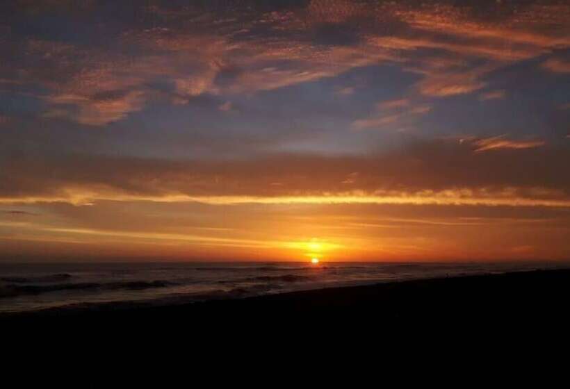 هتل Casa Grande Ecolodge At Pacuare Reserve