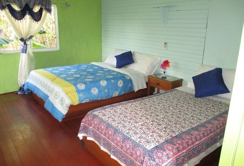 هتل Flemming Tree