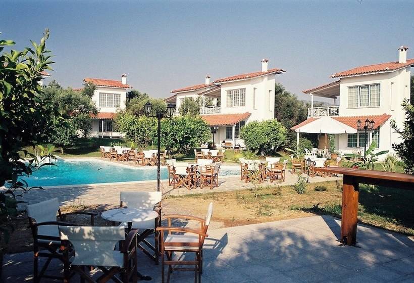 膳宿费 Nicolas Village Club