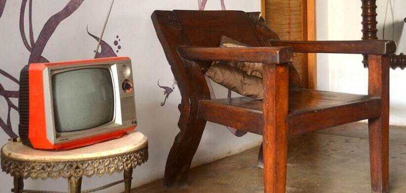 Taroland Hostel